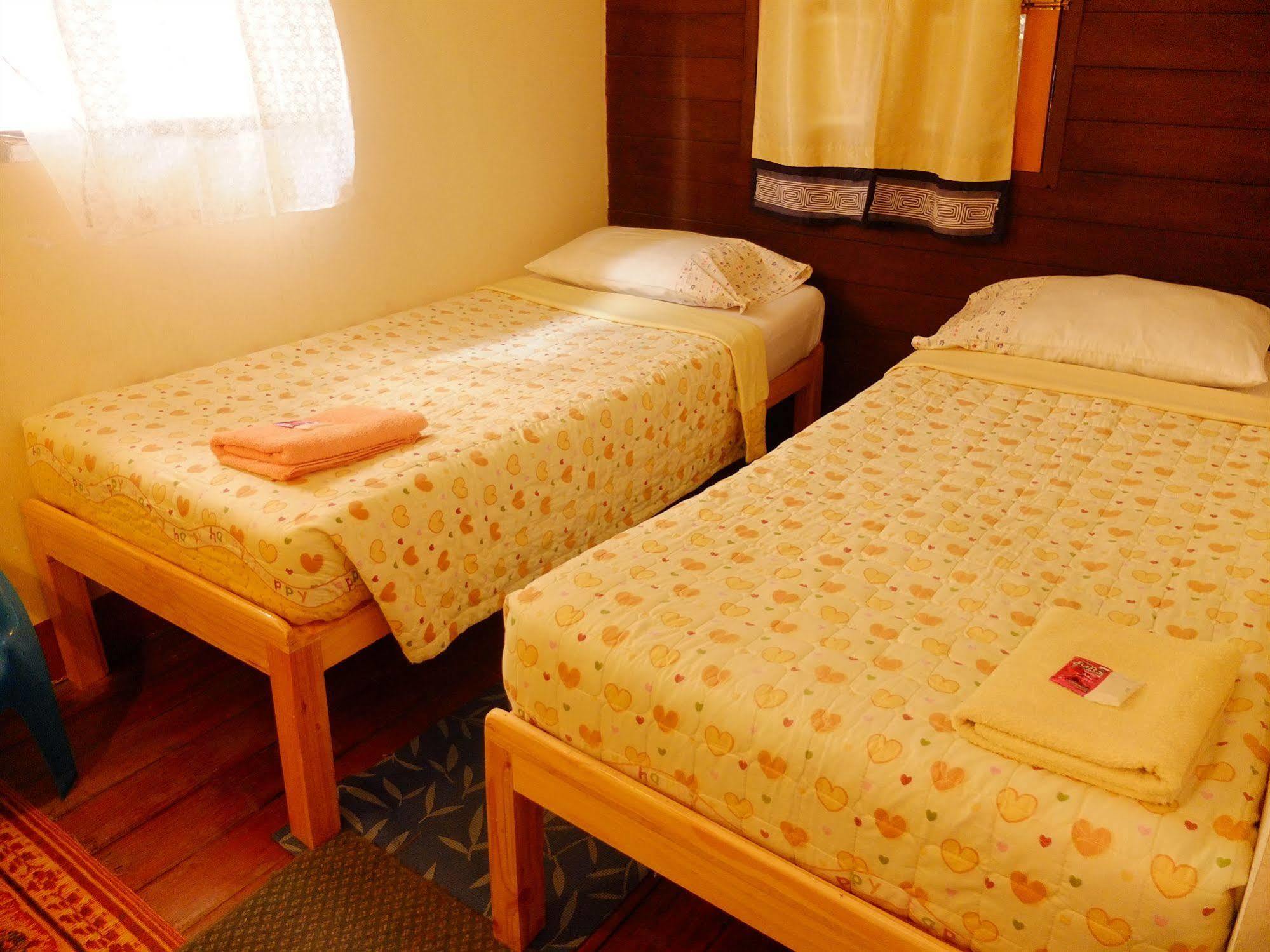 Boonmee Guest House Chiang Mai Exterior foto
