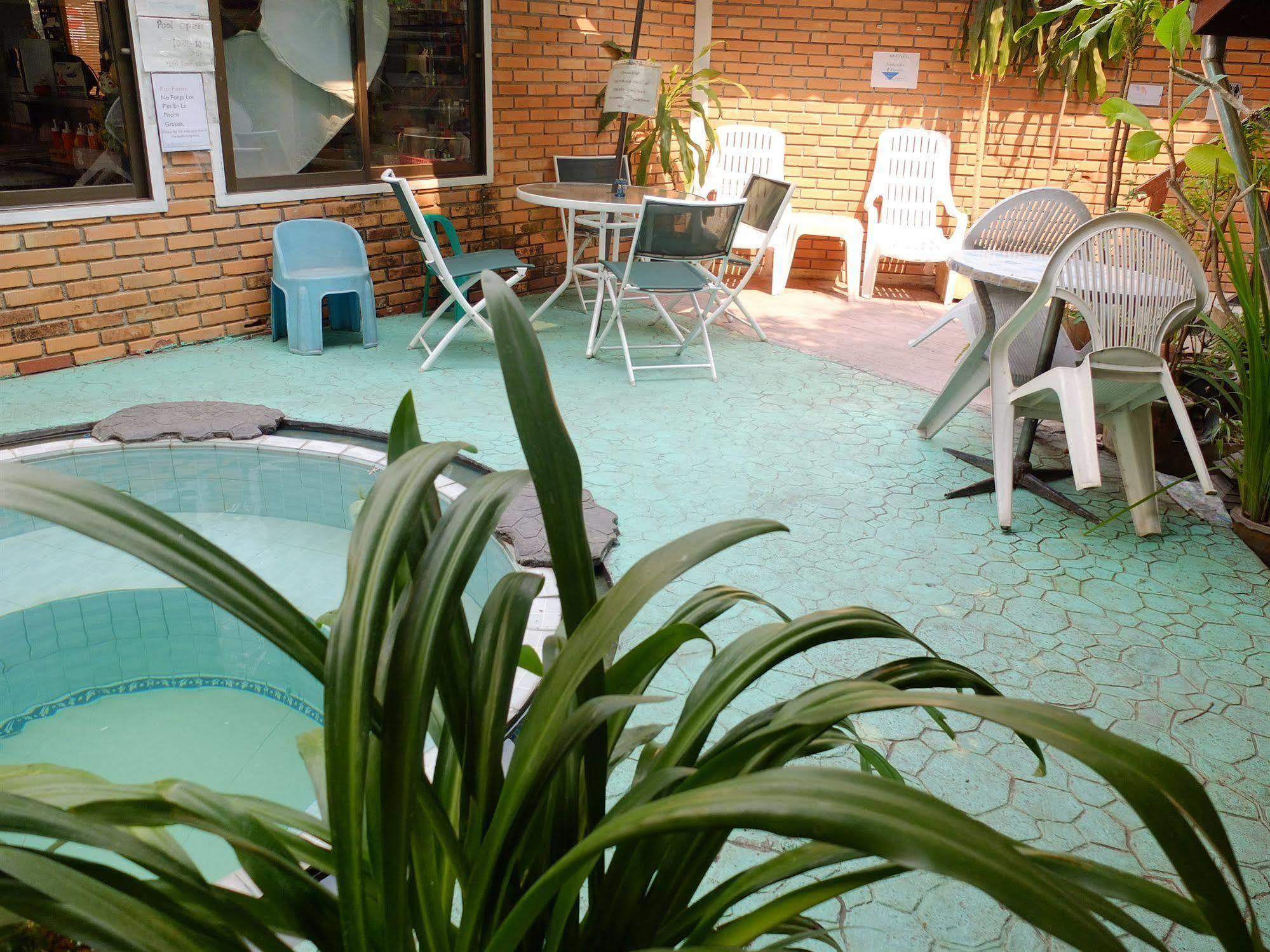 Boonmee Guest House Chiang Mai Exterior foto
